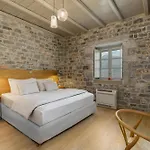 Trapela Luxury Hotel