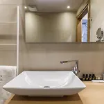 Trapela Luxury Hotel