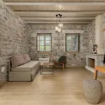 Hotel Trapela Luxury