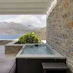 Trapela Luxury