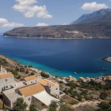 Trapela Luxury Hotel