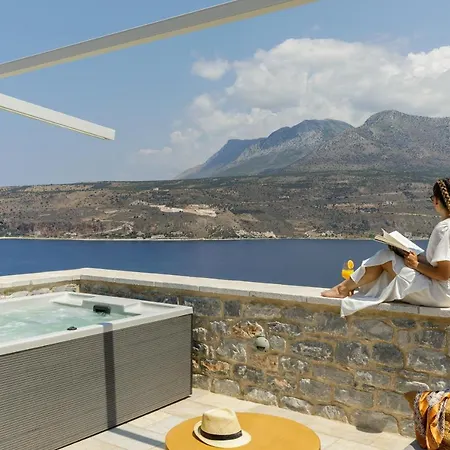 Hotel Trapela Luxury Limeni