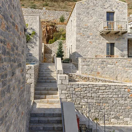 Hotel Trapela Luxury