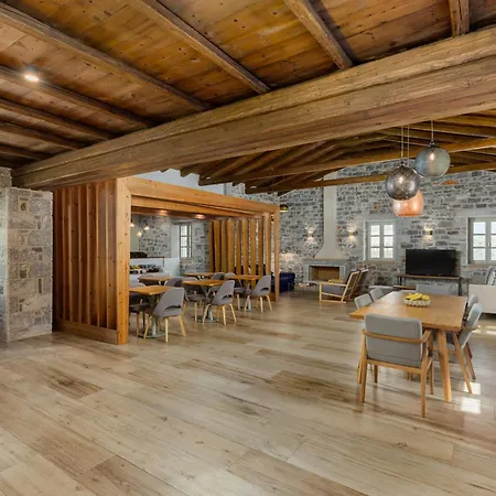 Trapela Luxury Liménion