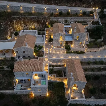 Hotel Trapela Luxury