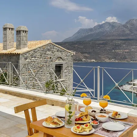 Hotel Trapela Luxury