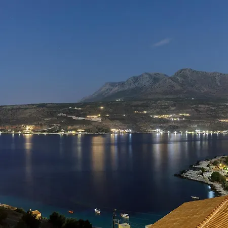 Trapela Luxury 4* Limeni