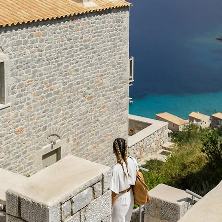 Hotel Trapela Luxury 4*