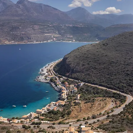 Trapela Luxury 4* Limeni