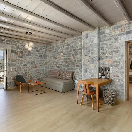 Ξενοδοχείο Trapela Luxury 4*