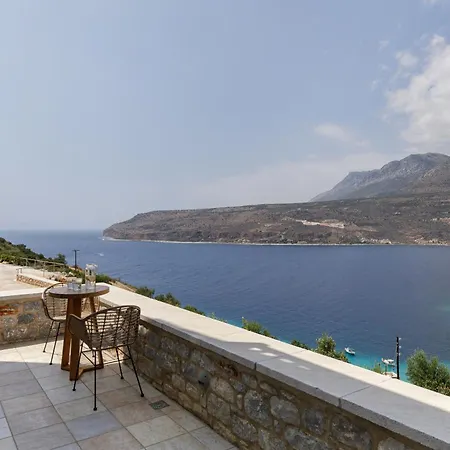 Trapela Luxury Hotel Limeni