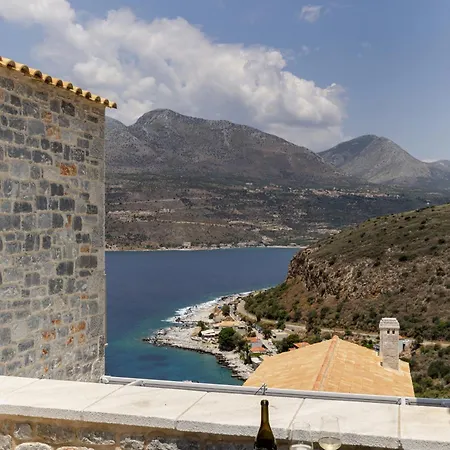 Trapela Luxury Hotel