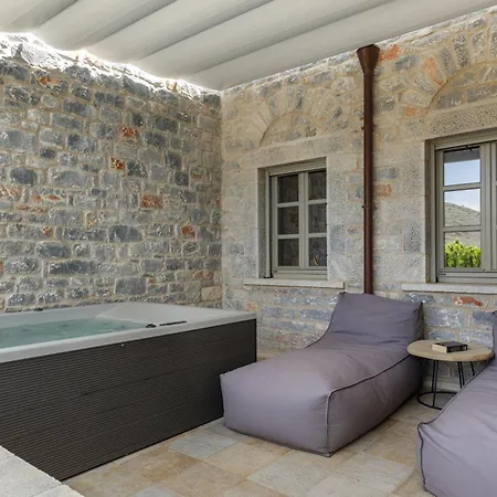 Hotel Trapela Luxury