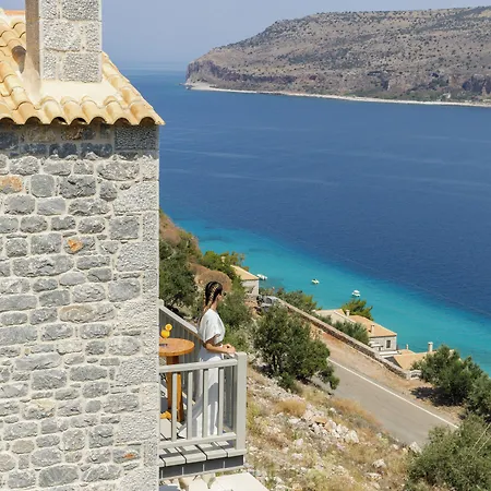 Trapela Luxury Hotel Limeni