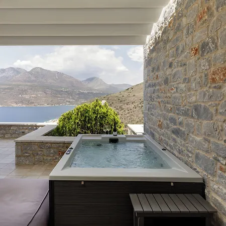 Hotel Trapela Luxury 4*