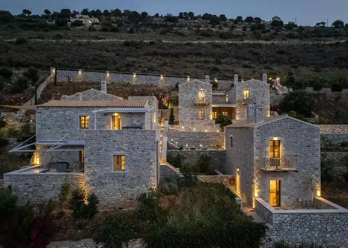 Отель Trapela Luxury 4*