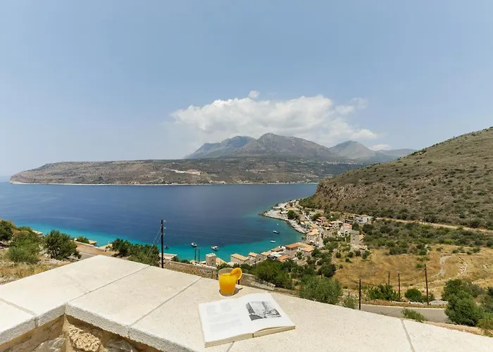 Ξενοδοχείο Trapela Luxury 4*