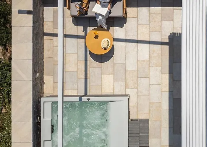 Trapela Luxury Ξενοδοχείο