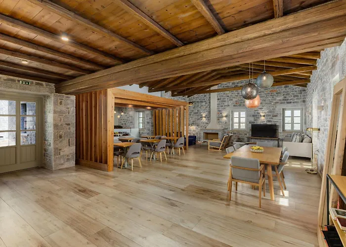 Trapela Luxury Liménion