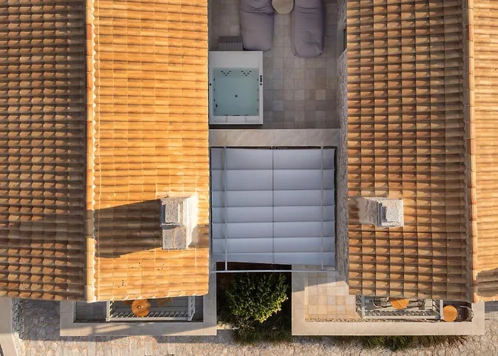 Отель Trapela Luxury