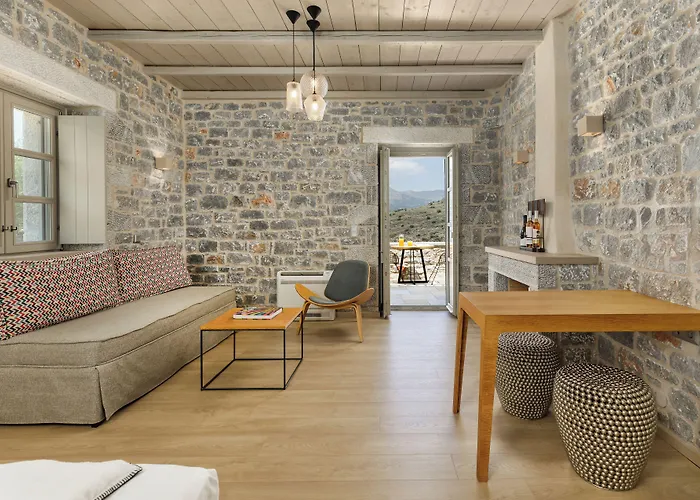 Отель Trapela Luxury Лимени