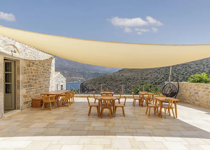 Trapela Luxury 4* Лимени